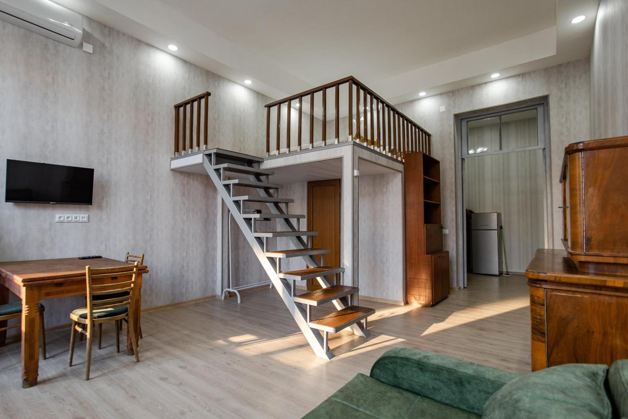 Mardzhanov Apartments, Block 108 Τυφλίδα Δωμάτιο φωτογραφία